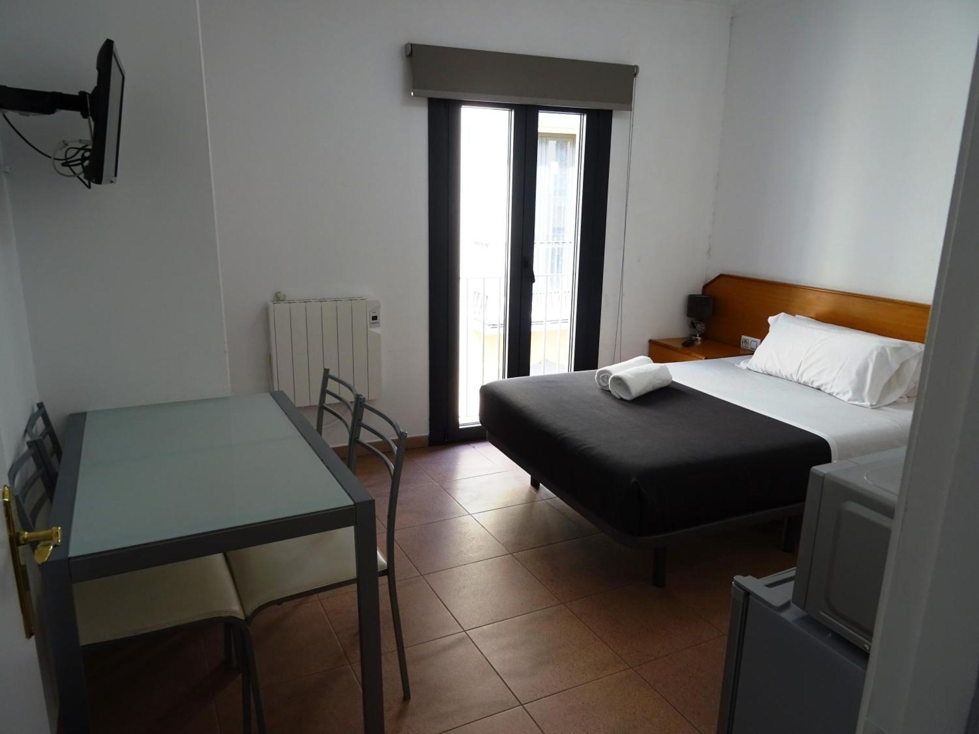 Center Plaza Figueres Apartment Ngoại thất bức ảnh