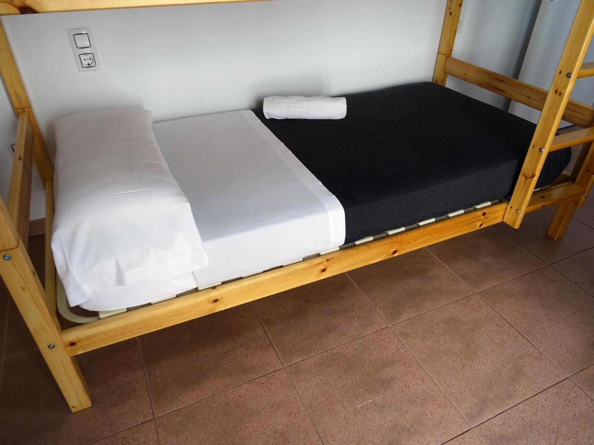 Center Plaza Figueres Apartment Ngoại thất bức ảnh