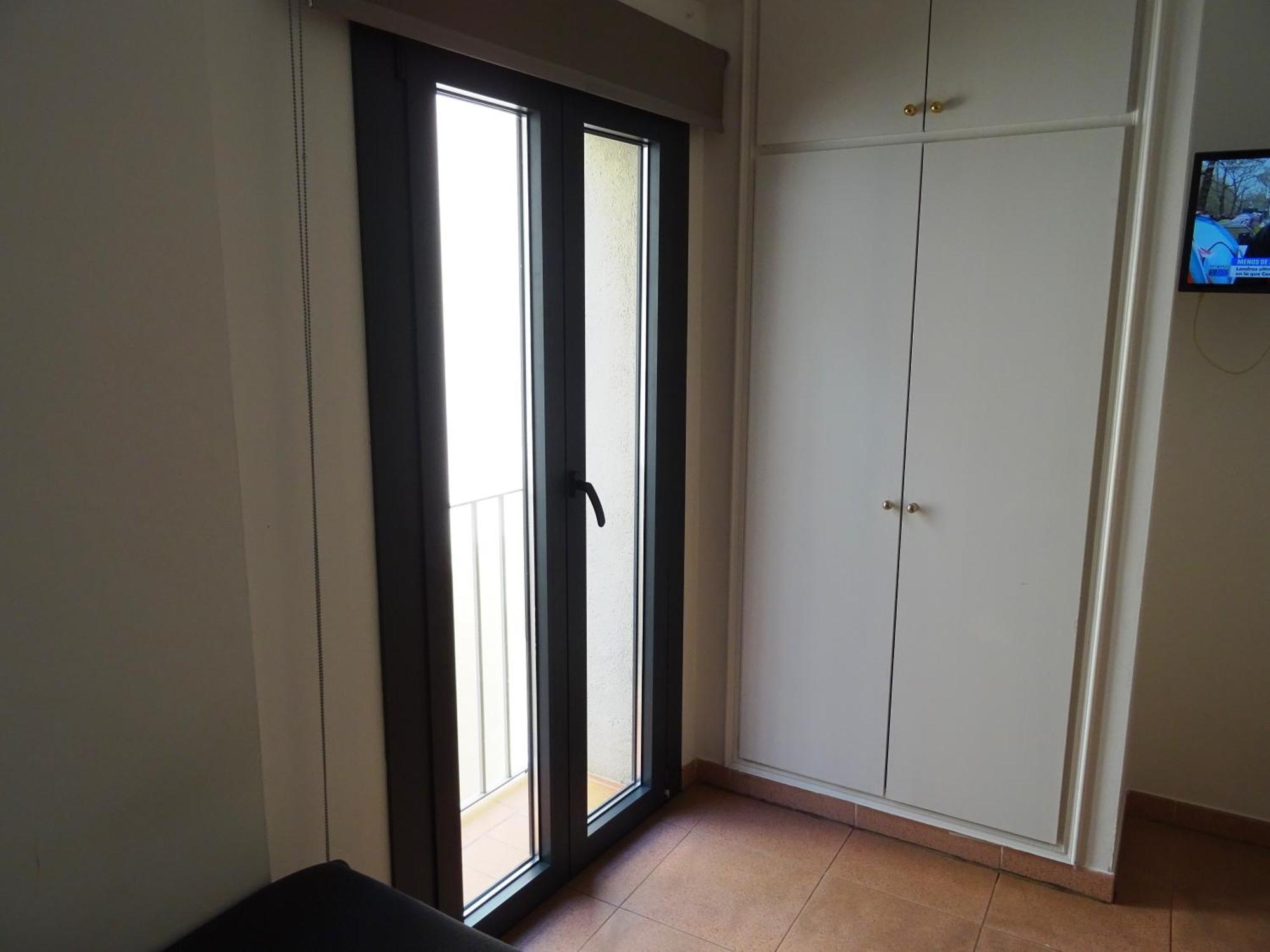Center Plaza Figueres Apartment Ngoại thất bức ảnh
