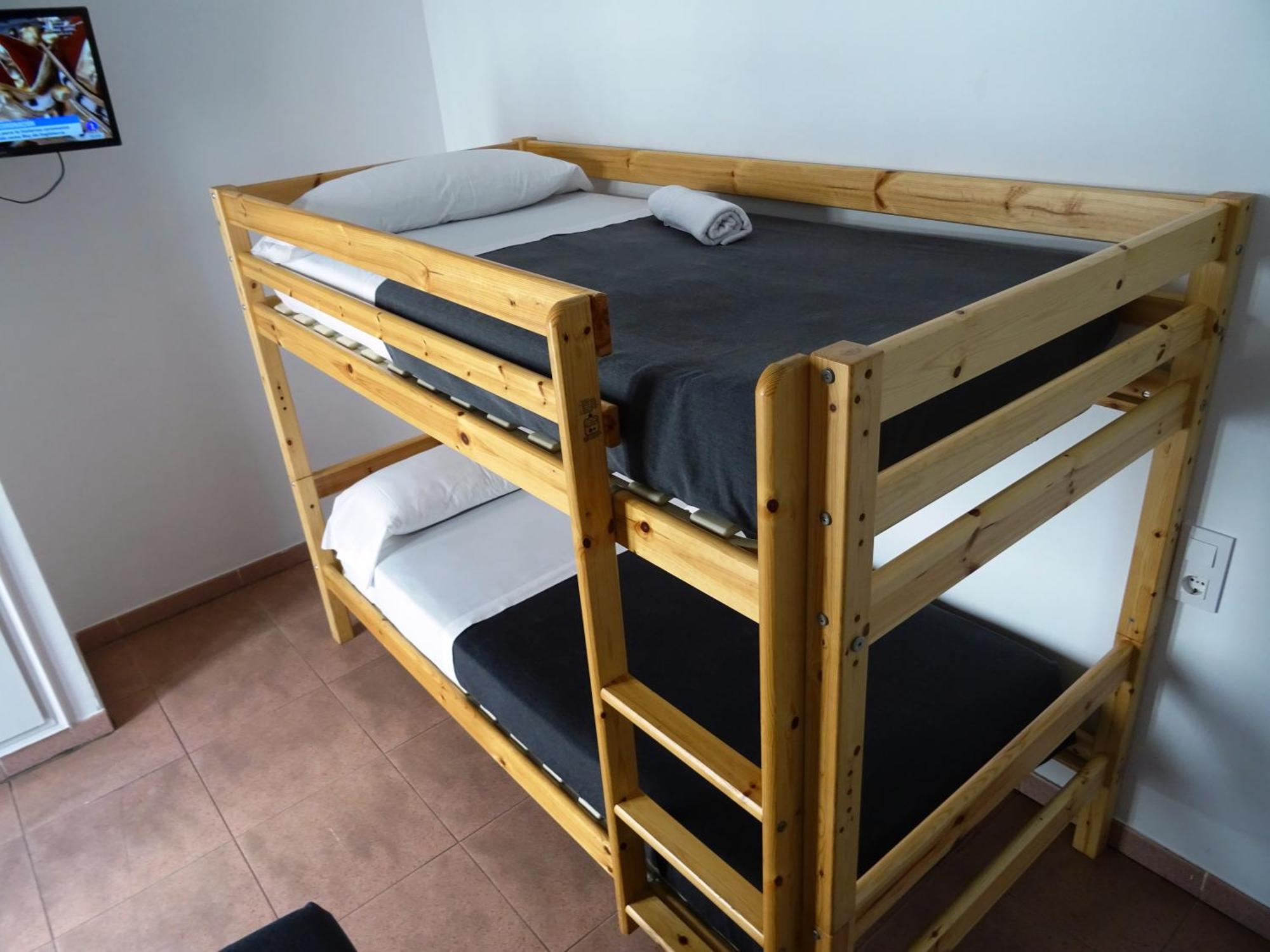 Center Plaza Figueres Apartment Ngoại thất bức ảnh