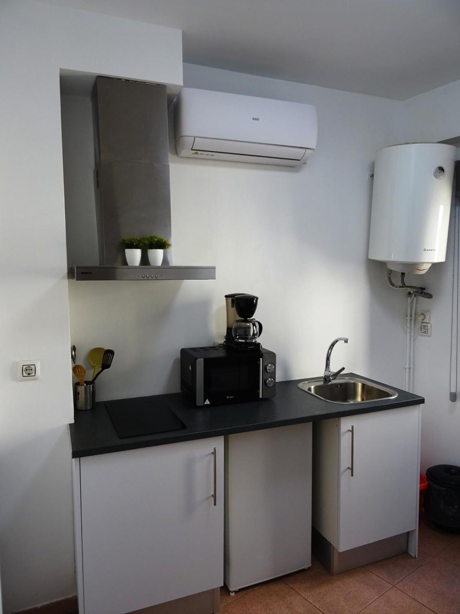 Center Plaza Figueres Apartment Ngoại thất bức ảnh
