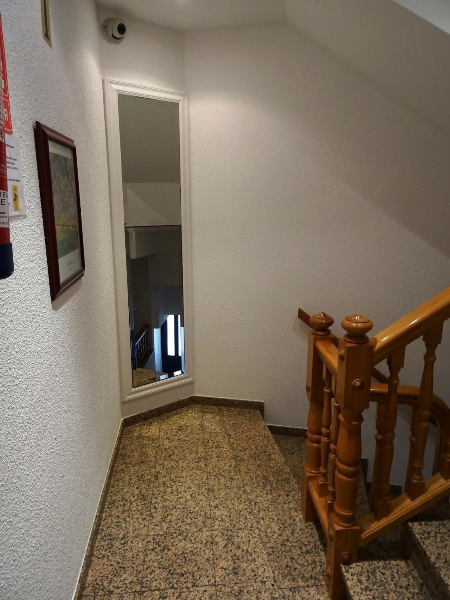 Center Plaza Figueres Apartment Ngoại thất bức ảnh