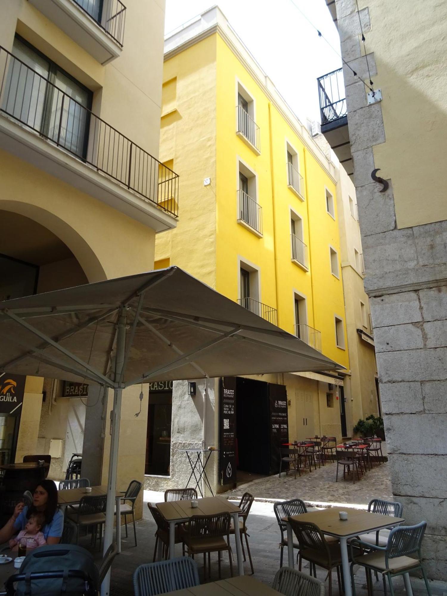 Center Plaza Figueres Apartment Ngoại thất bức ảnh