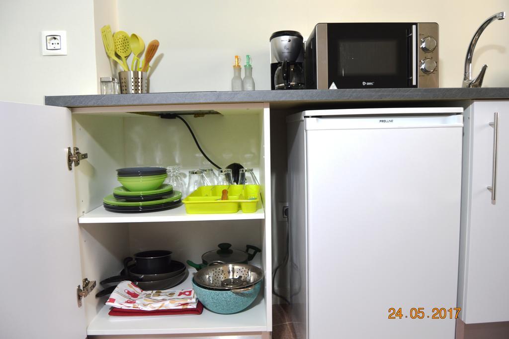Center Plaza Figueres Apartment Ngoại thất bức ảnh