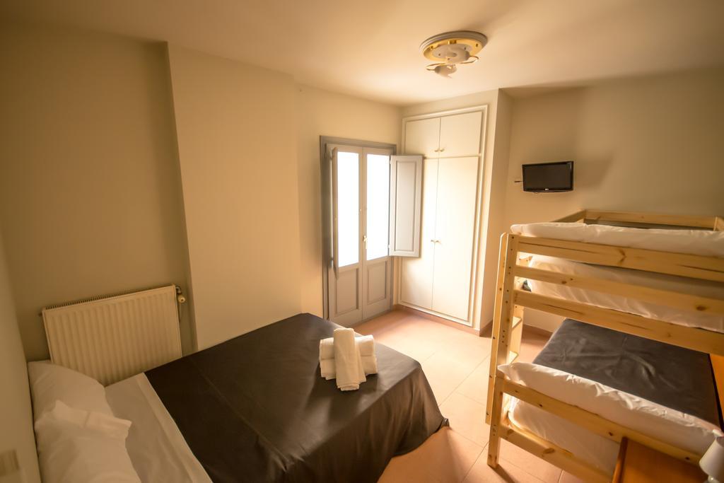 Center Plaza Figueres Apartment Ngoại thất bức ảnh